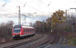 430 588 als S3 Backnang-Flughafen/Messe am 05.12.2021 bei der Einfahrt in Waiblingen.