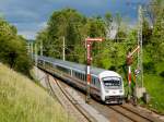 IC 2163 gezogen von 101 002 vorbei durch Fichtenberg am 23.06.2011