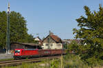 187 194 mit offenen Güterwagen am 07.07.2023 in Stuttgart-Münster. 