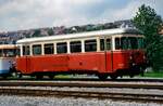 VT 01 der Strohgäubahn vor dem Depot Weissach.