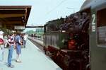 Sonderfahrt auf der Strohgäubahn: Dampflok 16 fährt in den Bahnhof Korntal ein (1983)