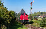 212 261 und V80 BB mit dem WTB 122 (F�tzen - Blumberg-Zollhaus) am Esig F�tzen 7.8.25