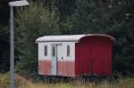 Stilleben: Der Sonderzug ist wieder abgefahren, nun wird es wieder still um den kleinen Packwagen auf der Schmalspurbahn in Amstetten...