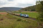 Railpool/RTB Cargo Bombardier Traxx 186 297-8 mit ARS Altmann in Harrbach (Bayern) am 01.05.21