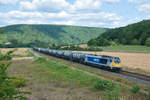 264 003 von Stock mit einem Kesselzug bei Harrbach Richtung Würzburg, 01.08.2019