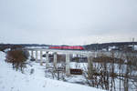 Regionalexpreß der BR 440 fährt über die Aurachtalbrücke Richtung Würzburg.
Aufgenommen am 27.01.2021.