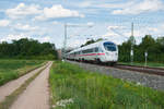 411 032  Wittenberge  und 411 073  Halle Saale  als ICE 1601/1711 (Hamburg-Altona/Ostseebad Binz - München Hbf) bei Vach, 21.07.2019