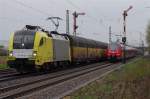 ES 64 U2 - 010 fr TXL mit ARS Altmann Autotransportzug am 19.04.2013 in Hirschaid gen Bamberg.