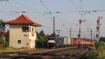 182 599-1 mit einem Containerzug bei Hirschaid 19.6.13