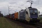 ES 64 U2 - 035 Khne + Nagel mit Containerzug am 13.04.2013 bei Buttenheim gen Bamberg.