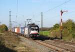 ES 64 U2-071  Eurogate  zieht am 01.November 2014 einen Containerzug durch Eggolsheim in Richtung Nrnberg.