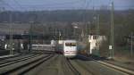 BR 401 / ICE 1 als ICE Mnchen Hbf - Berlin Gesundbrunnen verlsst am 02.03.2012 den Bahnhof Kronach in Richtung Saalfeld.