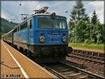 1042 520 mit Sonderzug Masuren-Danzig-Knigsberg am 04.07.2012 bei der Durchfahrt von Frtschendorf