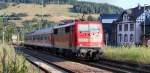 111 226-7 schiebt am Morgen des 23.07.2013 RB 59342 von Lichtenfels nach Saalfeld (Saale) und verlsst gerade Probstzella. 