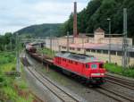 232 388-9 zieht am 08. Juli 2014 einen gemischten Güterzug durch Kronach in Richtung Saalfeld.