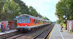 „Steuerwagen voraus“ kam die RB nach Neuhaus am 4.9.06 in Reichenschwand auf Gleis 1 an.
(Scan vom Negativ)