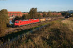 185 348 mit einem gemischten Güterzug bei Passau Richtung Plattling, 29.08.2017