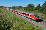 Der t�gliche M�nchen N�rnberg Express um kurz nach neun Uhr 16 Juni 2026 bei Asbach. Hinten h�ngt immer eine 101 mit dran.
Am Rest des hellen Tages f�hrt der Zug bloss Ingolstadt N�rnberg hin und her.