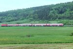 Eine damals typische Regionalbahngarnitur am Hang südlich von Oberdachstetten.