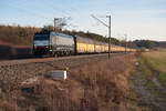 185 544 von MRCE mit einem Altmannzug bei Mitteldachstetten Richtung Würzburg, 19.01.2019