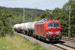 DB 249 083 mit kurzem, modellbahngerechten Anhang bei Winterhausen, 10.07.2026