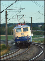 MZ Eisenbahndienstleistungen E10 1239 (110 239) bef�rderte am 04.09.2026 einen Oberleitungsrevisionswagen (Hersteller: HARSCO, 99 80 9136 017-7 D-DB Netzinstandhaltung) von M�nchen-Milbertshofen nach