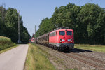 139 287 der Bayernbahn mit dem Henkelzug nach Wassertrüdingen am 07.09.2016 bei Kleinbreitenbronn in der Nähe des Bahnhofs Triesdorf.