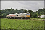 Euro Cargo Rail 247045-8 hat hier am 24.05.2022 um 15.16 Uhr gerade den Bahnhof Tüßling verlassen und macht sich auf den Weg nach Burghausen.