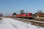 266 442 war mit einem Containerzug am 21. Januar 2026 bei Pirach auf dem Weg nach Burghausen.