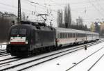 182 572-8 / ES 64 U2 - 072 mit dem IC 2082 Knigsee von Berchtesgarden nach Hamburg durch Mnchen Heimeranplatz am 26.01.2013