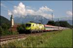 1116 033 „TELEKOM AUSTRIA  zieht den OEC 569  BERNARD Ingenieure  nach Wien Westbahnhof.