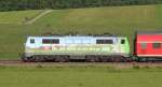 RE 79008 (Salzburg Hbf-Mnchen Hbf) mit Schublok 111 039-4  Deutscher Alpenverein  bei Haus 28.5.13