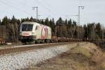 Die 1116 264 mit Güterwaggons bei Ufering am 15.02.2014