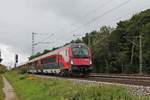 Als RailJet (München Hbf - Budapest keleti pu) war am 12.09.2017 der Steuerwagen 80-90.712  Spirit of Innsbruck  zusammen mit der Schublok 1116 212 südlich von Zorneding unterwegs gen