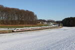412 230 als  ICE 116 Graz-Frankfurt  am 20. Januar 2026 bei Axdorf im Chiemgau.