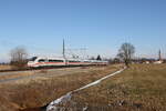 412 236 war als  ICE 118 Graz - Münster  am 30. Januar 2026 bei Übersee am Chiemsee unterwegs.