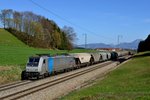Getreidezug SGAG 96467 aus Ungarn, befördert von der Railpool E 186 143 wurde am 30.