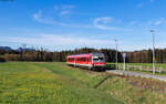 628 686 / 928 673 als RB 27558 (Aschau - Prien a Chiemsee) am Haltepunkt Vachendorf 19.4.25