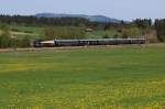 1116 280 (A1) mit D 13285 (Majestic Imperator) vor Uffing (25.04.2009)