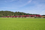 Zwei DB Regio Werdenfels-Hamsterbäckchen sind als RB München - Mittenwald unterwegs und werden ihr Ziel in ca.
