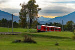  Lok und Landschaft : 426 031 am 10.10.2014 auf der Strecke Oberammergau-Murnau kurz vor der Einfahrt im Bahnhof Bad Kohlgrub.