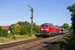 218 403-4 passiert das alte Formsignal in Lindau Aeschach am Morgen des 3.6.18