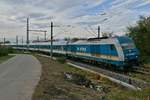 223 071 mit den Wagen des ALX 84107, Lindau - Mnchen, am 21.10.2020 bei Bodolz.