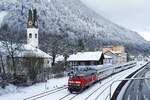 Nach dem Umsetzen im Bahnhof Immenstadt setzt 218 425-7 am 26.02.2023 ihre Fahrt mit dem IC 2012 nach Stuttgart fort