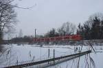 Am 19.02.2009 verlt ein 425 den Bahnhof Gnzburg in Richtung Augsburg.