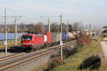 193 304 mit Containern bei Hattenhofen, 28.10.2021