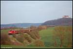 185 305 zieht am 17.04.08 CS 60706 von Harburg(Schwaben) nach Heilbronn, aufgenommen bei Westhausen an der Riesbahn (KBS 995). Schubtriebfahrzeug war 140 173.