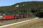 DBC 193 016 schön sauber und die schönen Schotterwagen am 8 August 2026 zwischen Breitenfurt und Dollnstein.