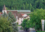 Leider war am 10.8.96 kein VT 627 auf der „Eichstätter Stadtbahn“ unterwegs, denn der hätte in Wasserzell ganz zwischen Kirchturm und Baum gepasst.