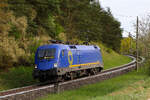 Letztes Bild des Tages ist eine blau Beacon am 27.04.26 bei Thaldorf . Die Lok war früher bei Flixtrain. Der Lokführer hat mich freundlich mit Pfiff gegrüßt. Aus dieser Richtung noch schwerer etwas zu sehen. Viel Zeit bleibt nicht 